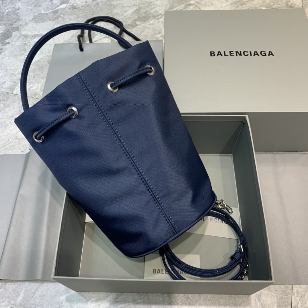 Balenciaga Le Cagole Medium Bucket Bag In Dark Blue, For Women, Women’s Bags 17.6in/45cm