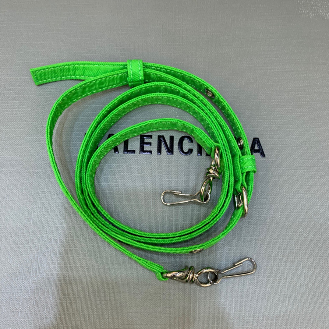 Balenciaga Le Cagole Medium Bucket Bag In Green, For Women, Women’s Bags 7in/18cm