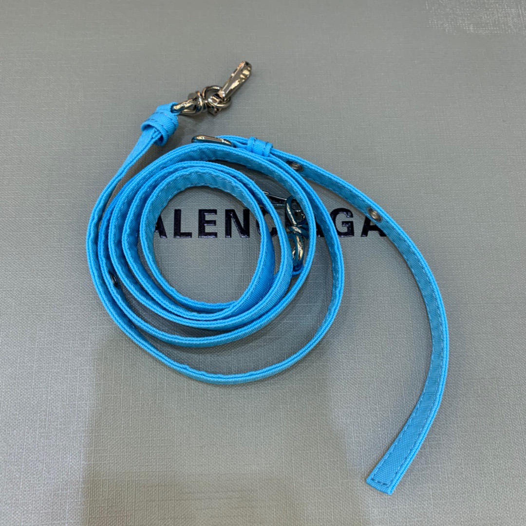 Balenciaga Le Cagole Medium Bucket Bag In Light Blue, For Women, Women’s Bags 7in/18cm