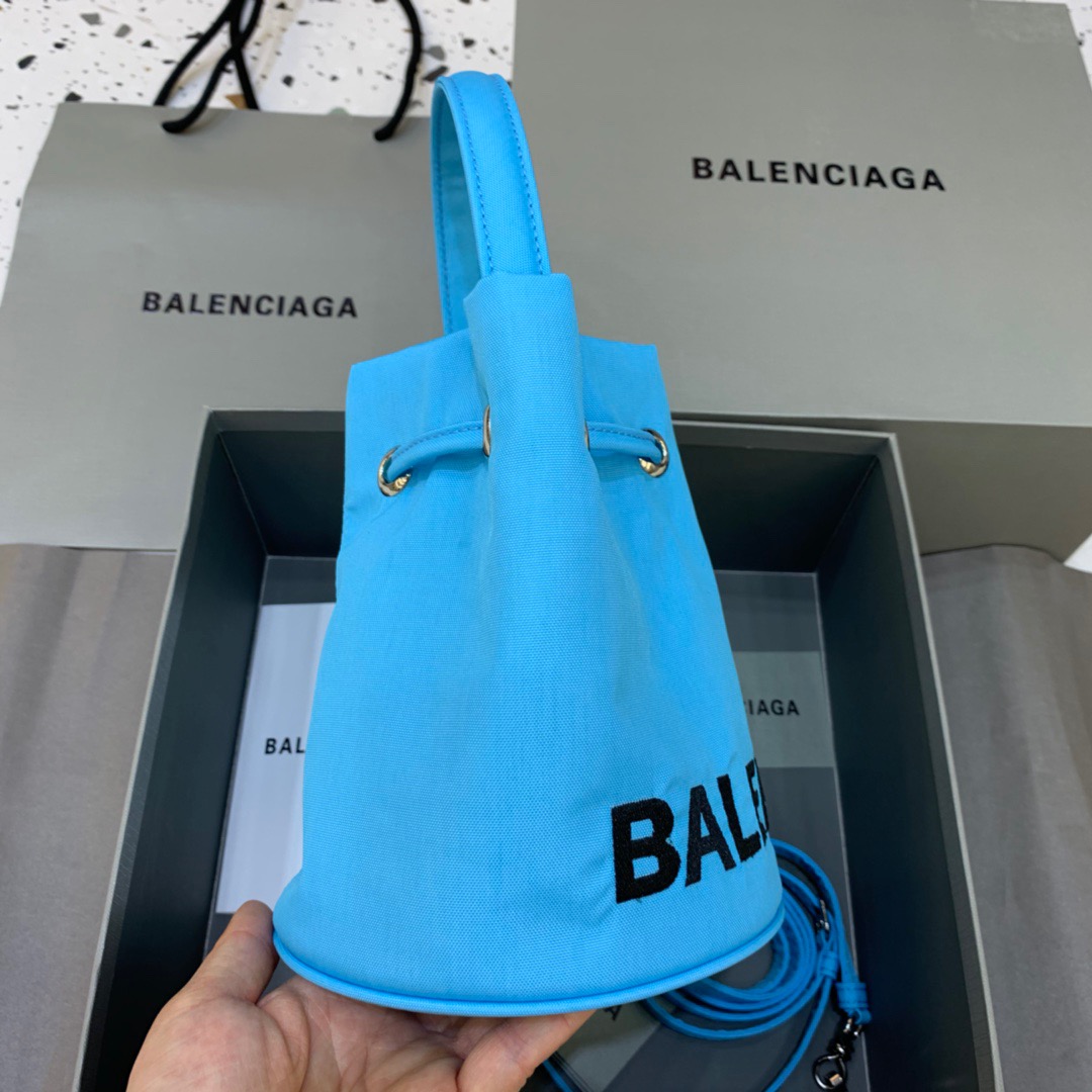 Balenciaga Le Cagole Medium Bucket Bag In Light Blue, For Women, Women’s Bags 7in/18cm