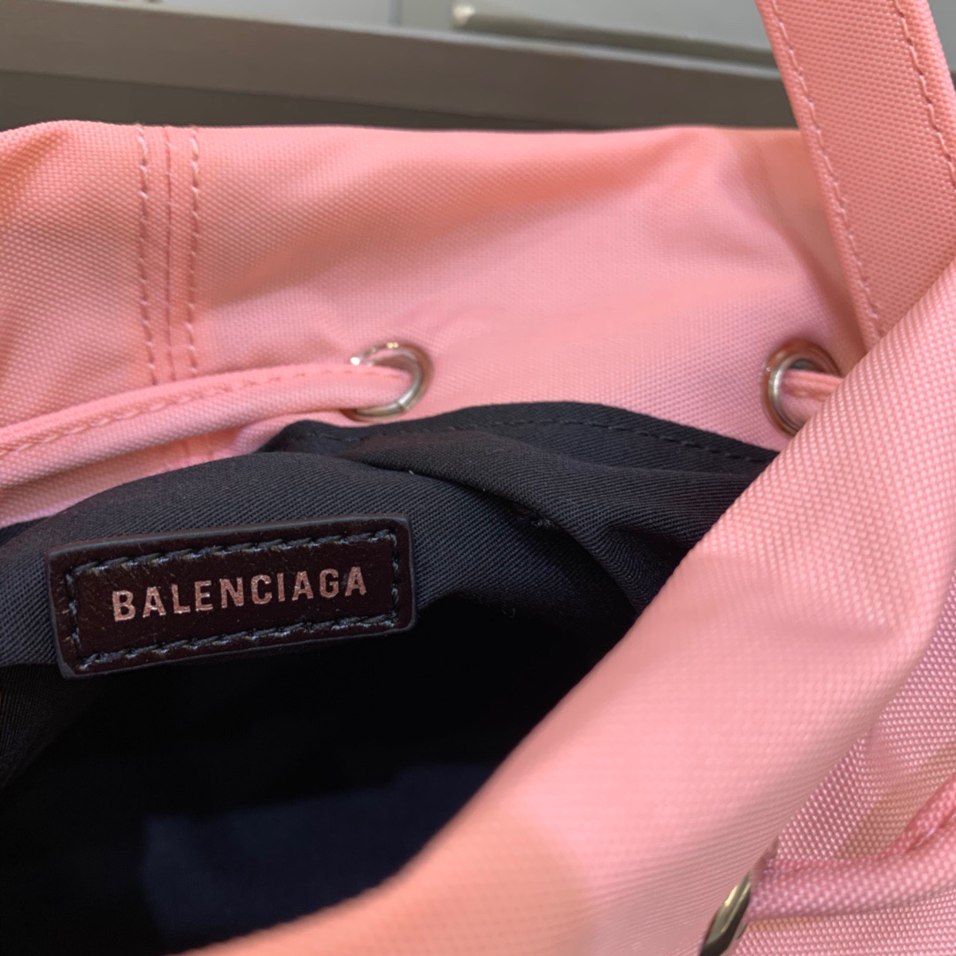 Balenciaga Le Cagole Medium Bucket Bag In Light Pink, For Women, Women’s Bags 7in/18cm