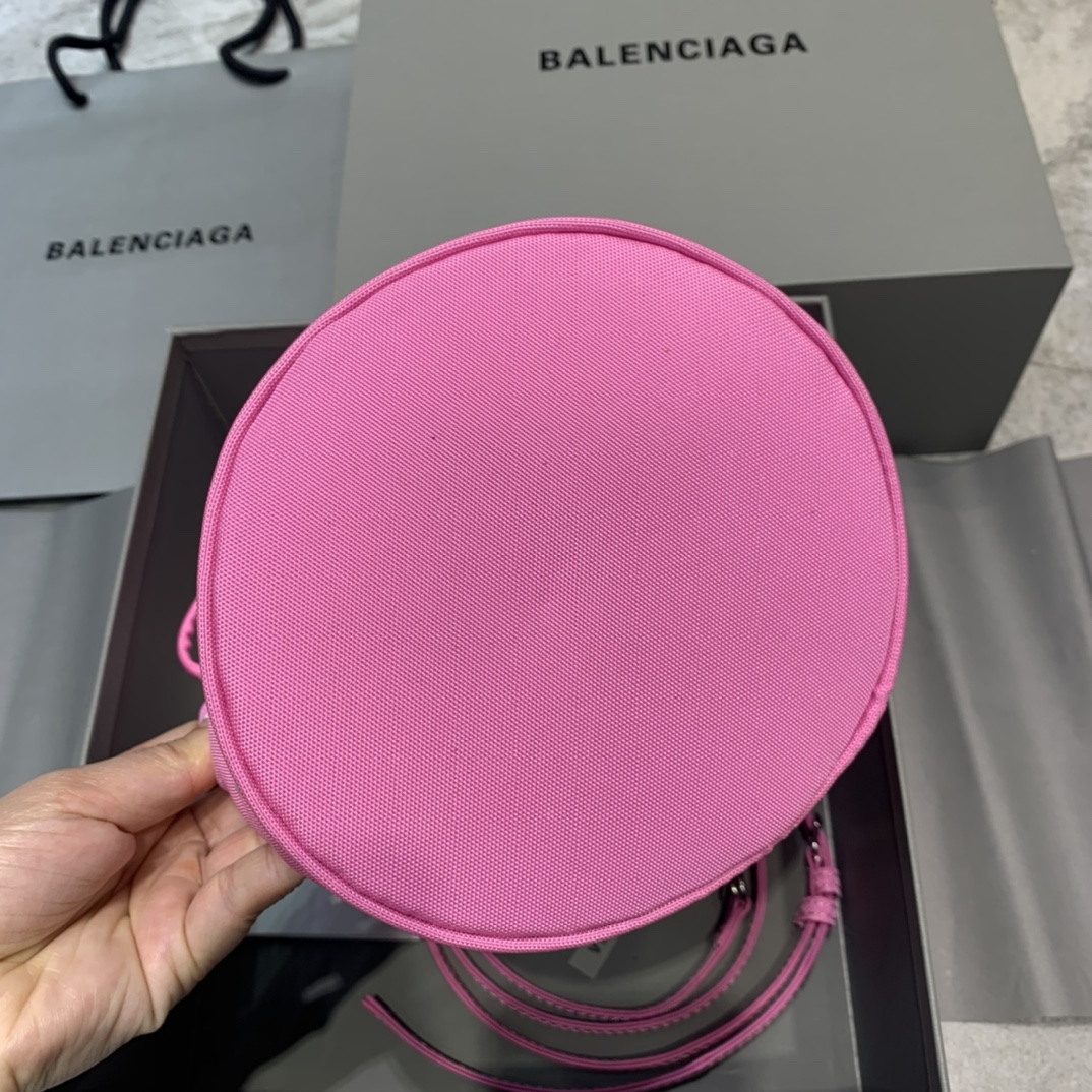 Balenciaga Le Cagole Medium Bucket Bag In Pink, For Women, Women’s Bags 7in/18cm