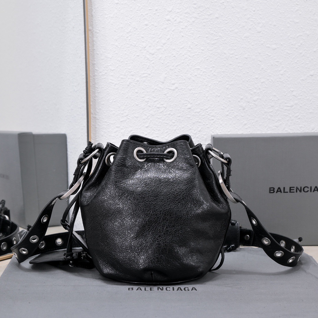 Balenciaga Le Cagole Xs Bucket Bag White/Black/Light Black/Grey/Light Grey For Women 7.8in/20 cm 7024311VG9Y9104