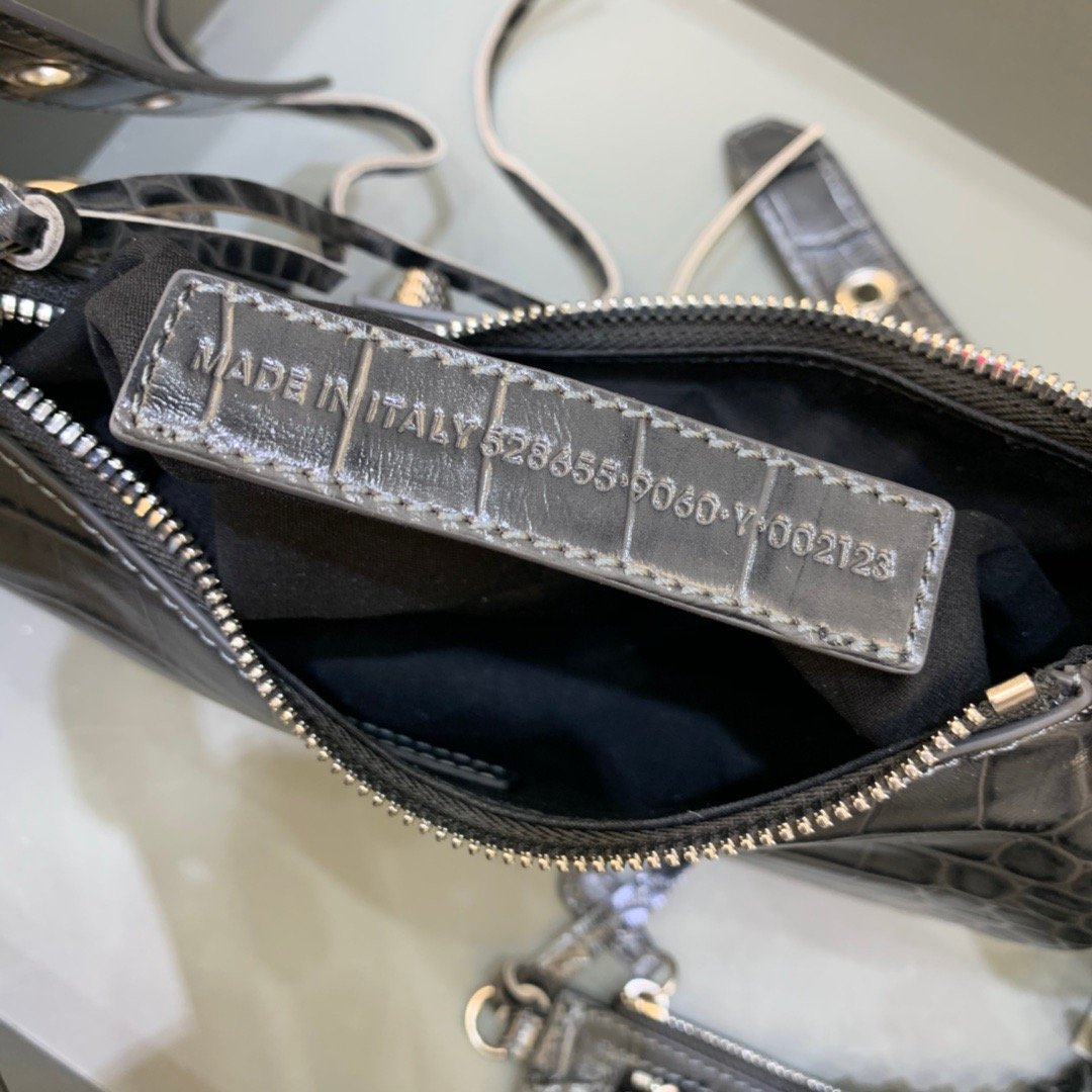 Balenciaga Le Cagole XS Shoulder Bag In Black, For Women, Women’s Bags 10.2in/26cm