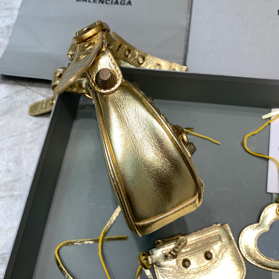Balenciaga Le Cagole XS Shoulder Bag In Gold, For Women, Women’s Bags 10.2in/26cm 6713090GT3