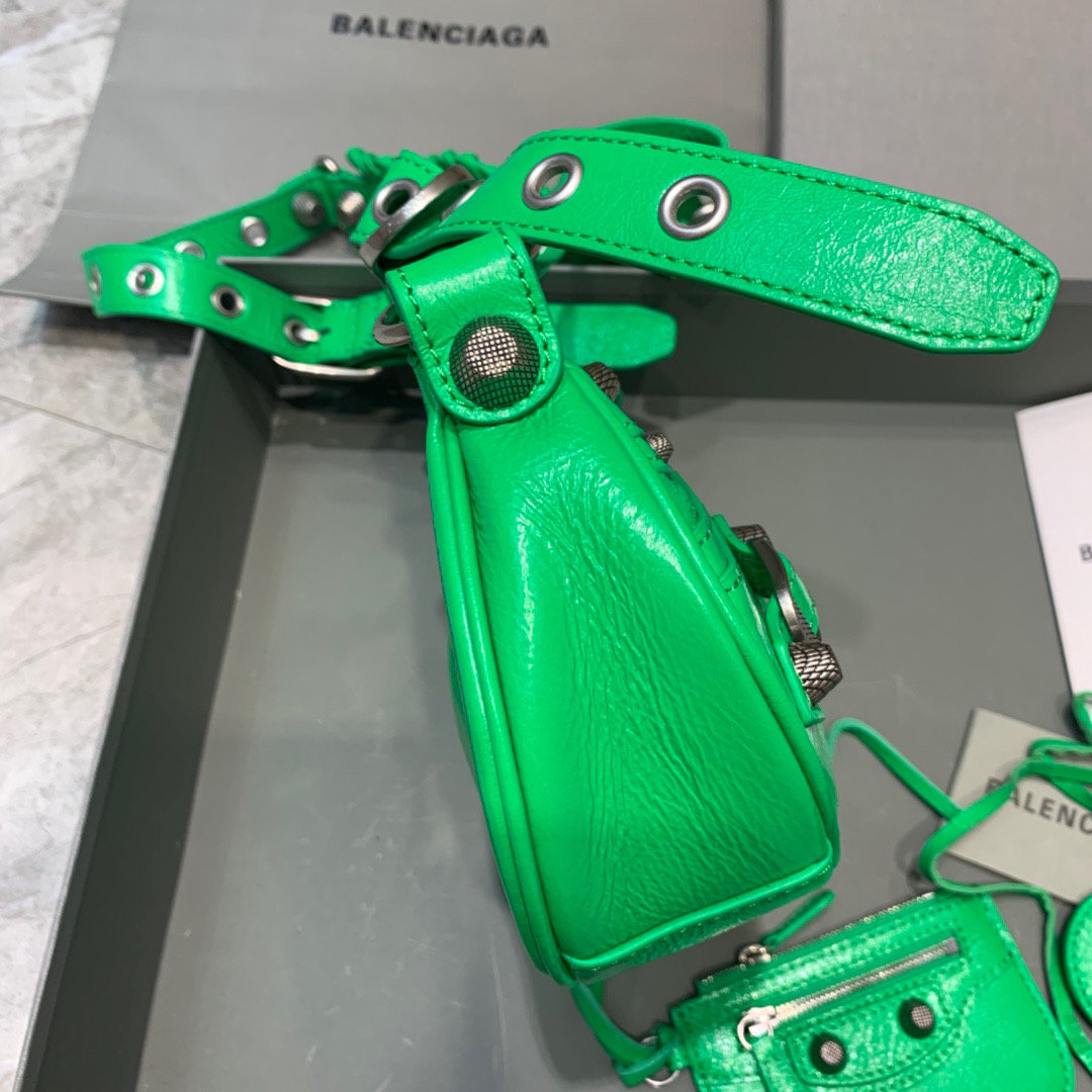 Balenciaga Le Cagole XS Shoulder Bag In Green, For Women, Women’s Bags 10.2in/26cm 6713091VG9Y3809