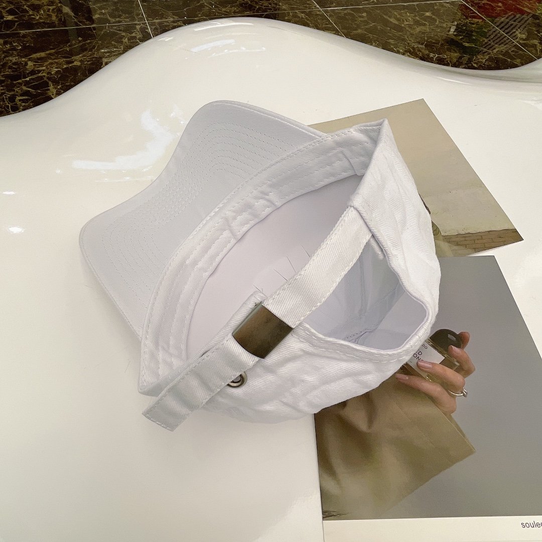 Balenciaga Logo Cap In White
