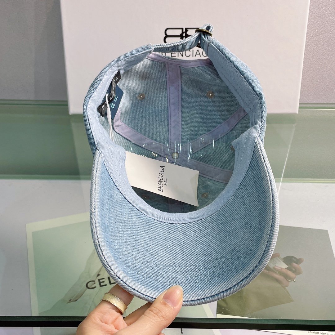 Balenciaga Logo Front Cap In Blue