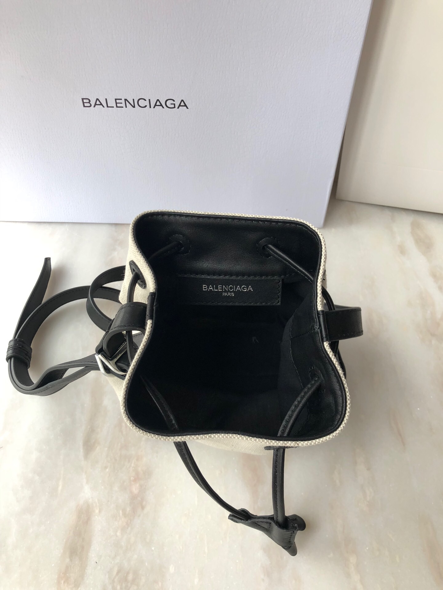 Balenciaga Navy Cabas Linen Crossbody Bag In White, For Women, Women’s Bags 9.8in/25cm