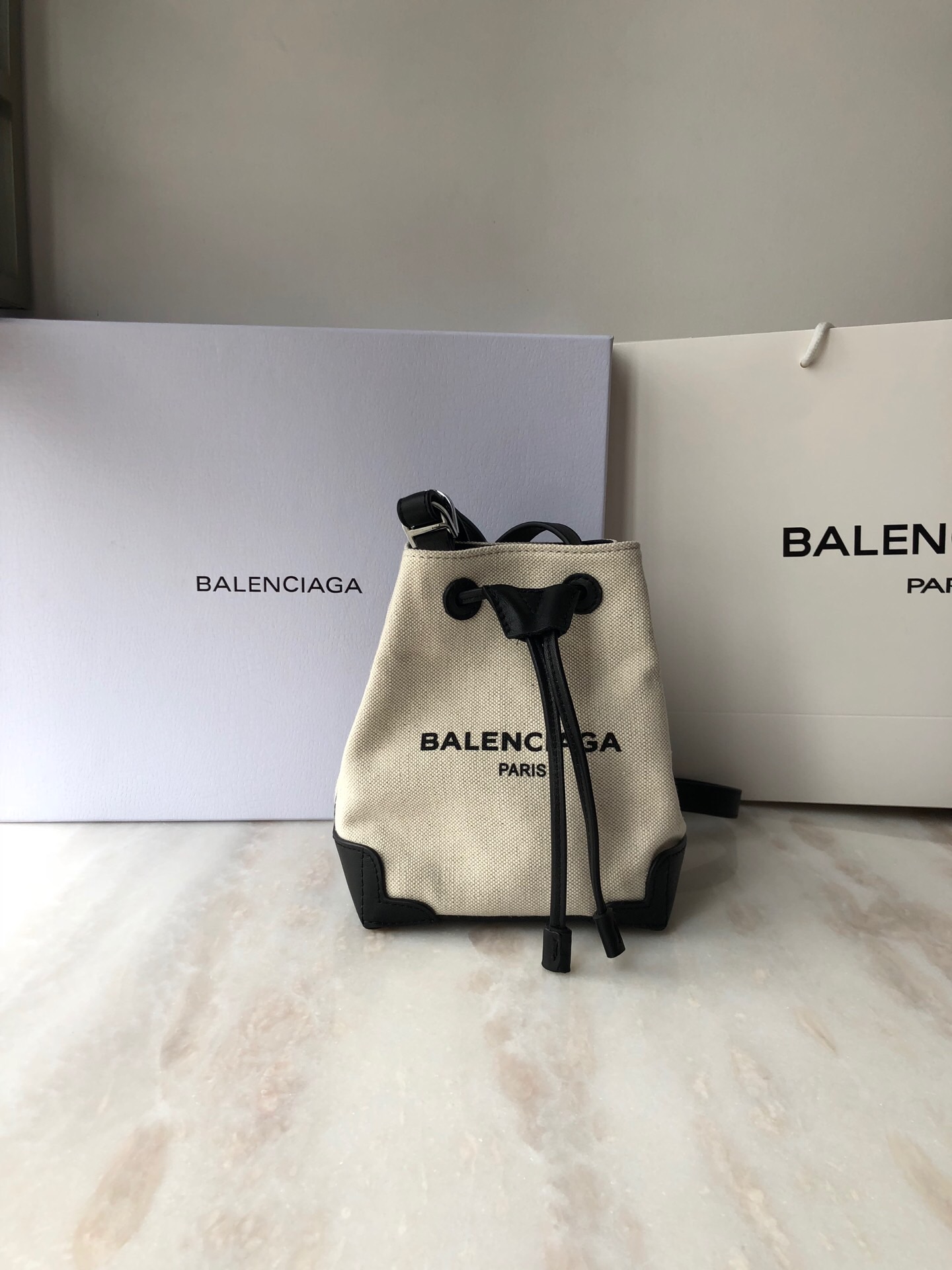 Balenciaga Navy Cabas Linen Crossbody Bag In White, For Women, Women’s Bags 9.8in/25cm