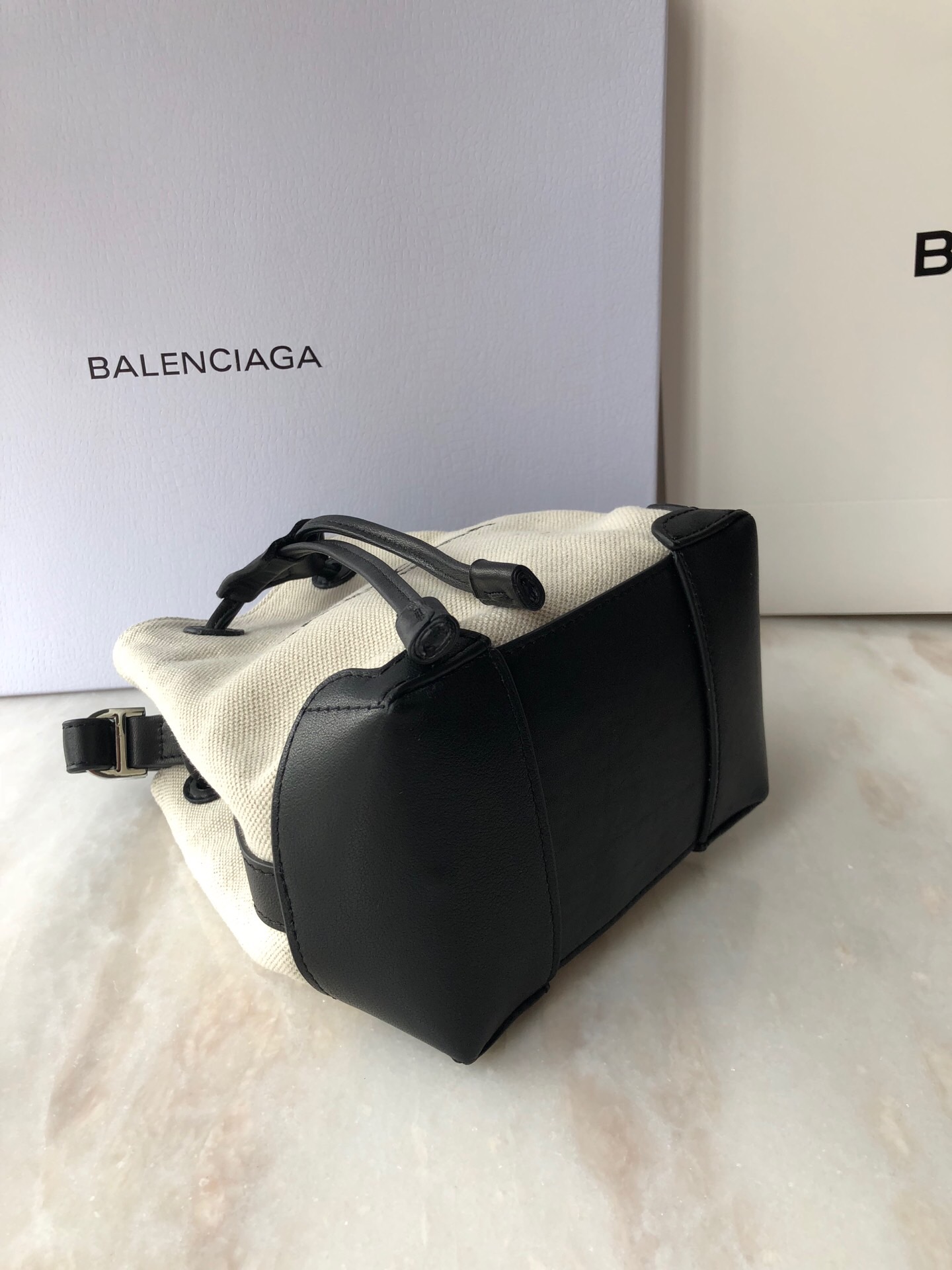 Balenciaga Navy Cabas Linen Crossbody Bag In White, For Women, Women’s Bags 9.8in/25cm