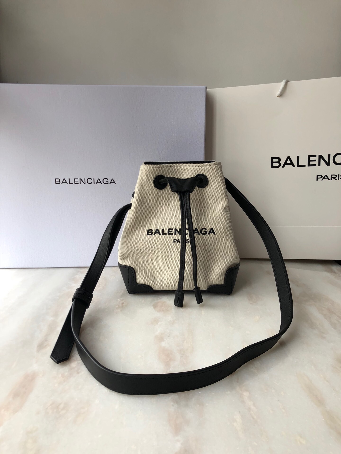 Balenciaga Navy Cabas Linen Crossbody Bag In White, For Women, Women’s Bags 9.8in/25cm