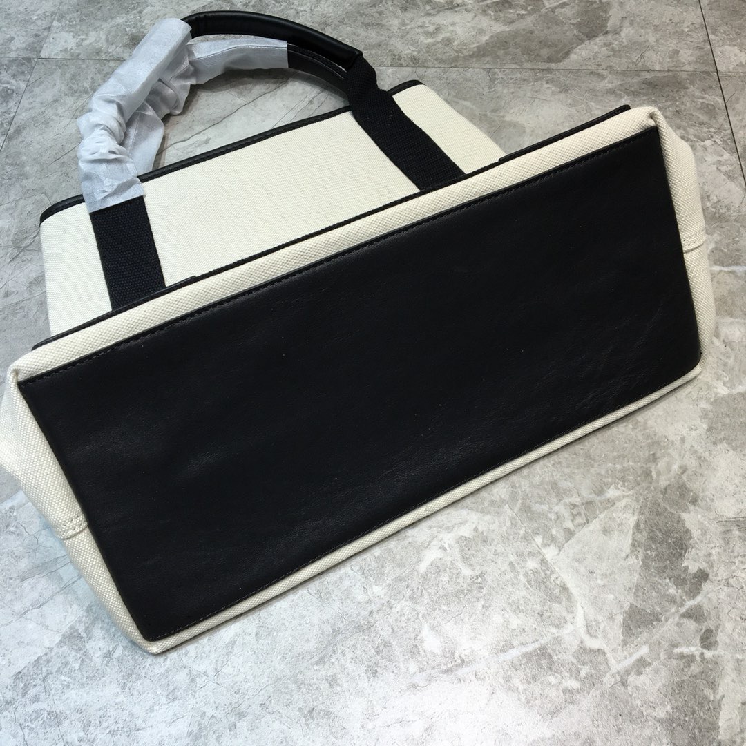 Balenciaga Navy Medium Cabas Tote Bag In Black, For Women, Women’s Bags 14.1in/36cm 5812922HH3N9260