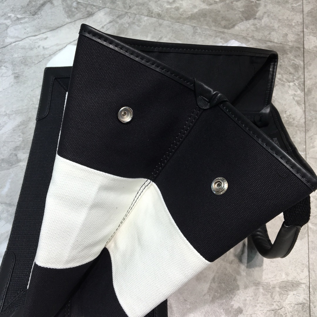 Balenciaga Navy Medium Cabas Tote Bag In Black And White, For Women, Women’s Bags 14.1in/36cm