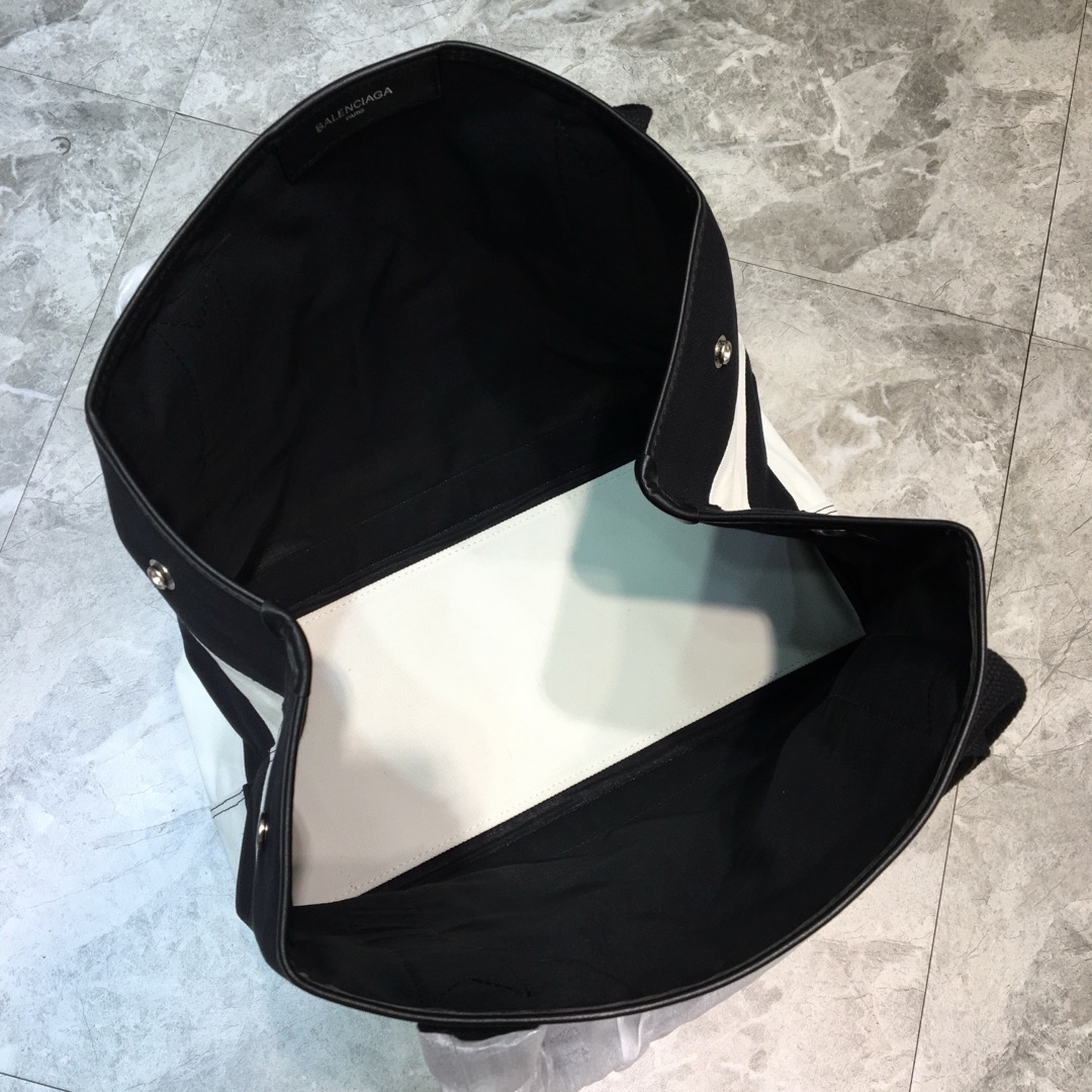 Balenciaga Navy Medium Cabas Tote Bag In Black And White, For Women, Women’s Bags 14.1in/36cm