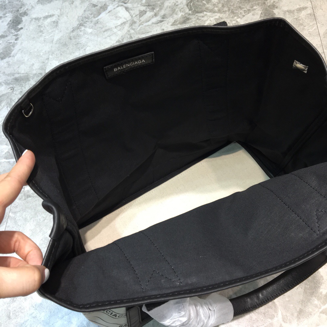 Balenciaga Navy Medium Cabas Tote Bag In White, For Women, Women’s Bags 14.1in/36cm