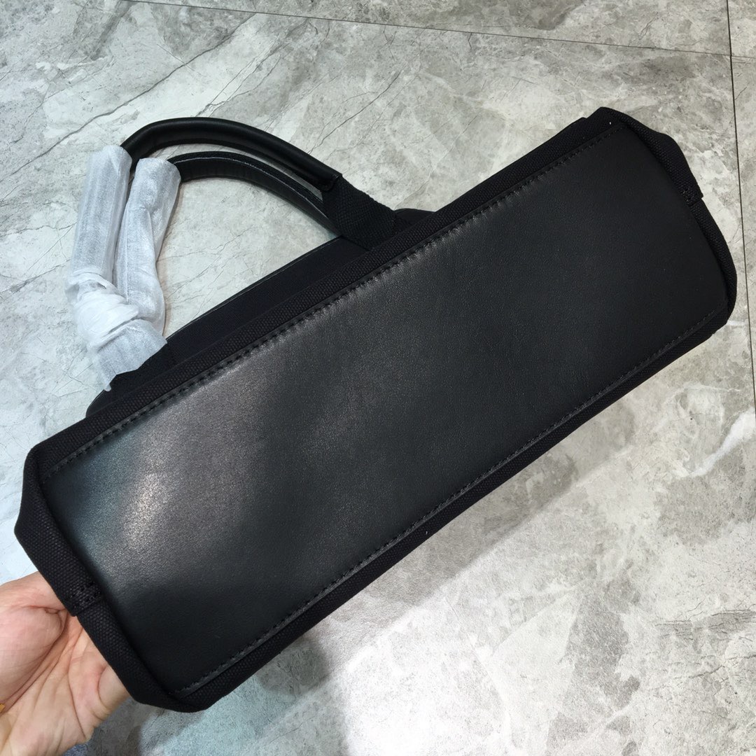 Balenciaga Navy XS Tote Bag In Black And White, For Women, Women’s Bags 12.6in/32cm