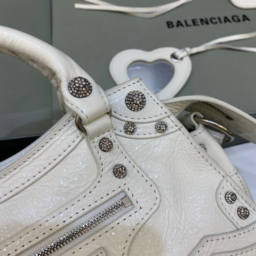Balenciaga Neo Cagole XS Handbag In White, For Women, Women’s Bags 15.3in/39cm 700451210B09104