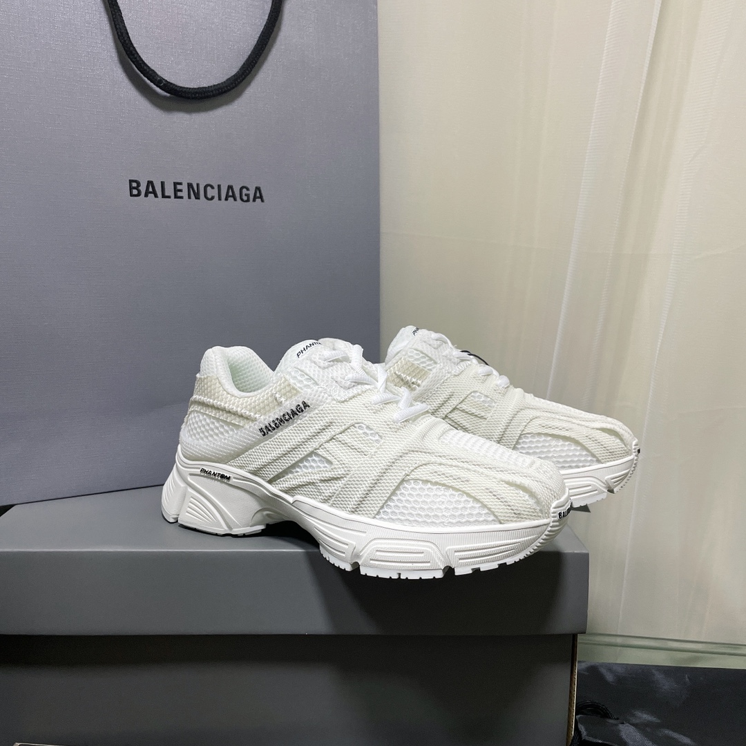 Balenciaga Phantom Trainers White For Women 678869W2E929000