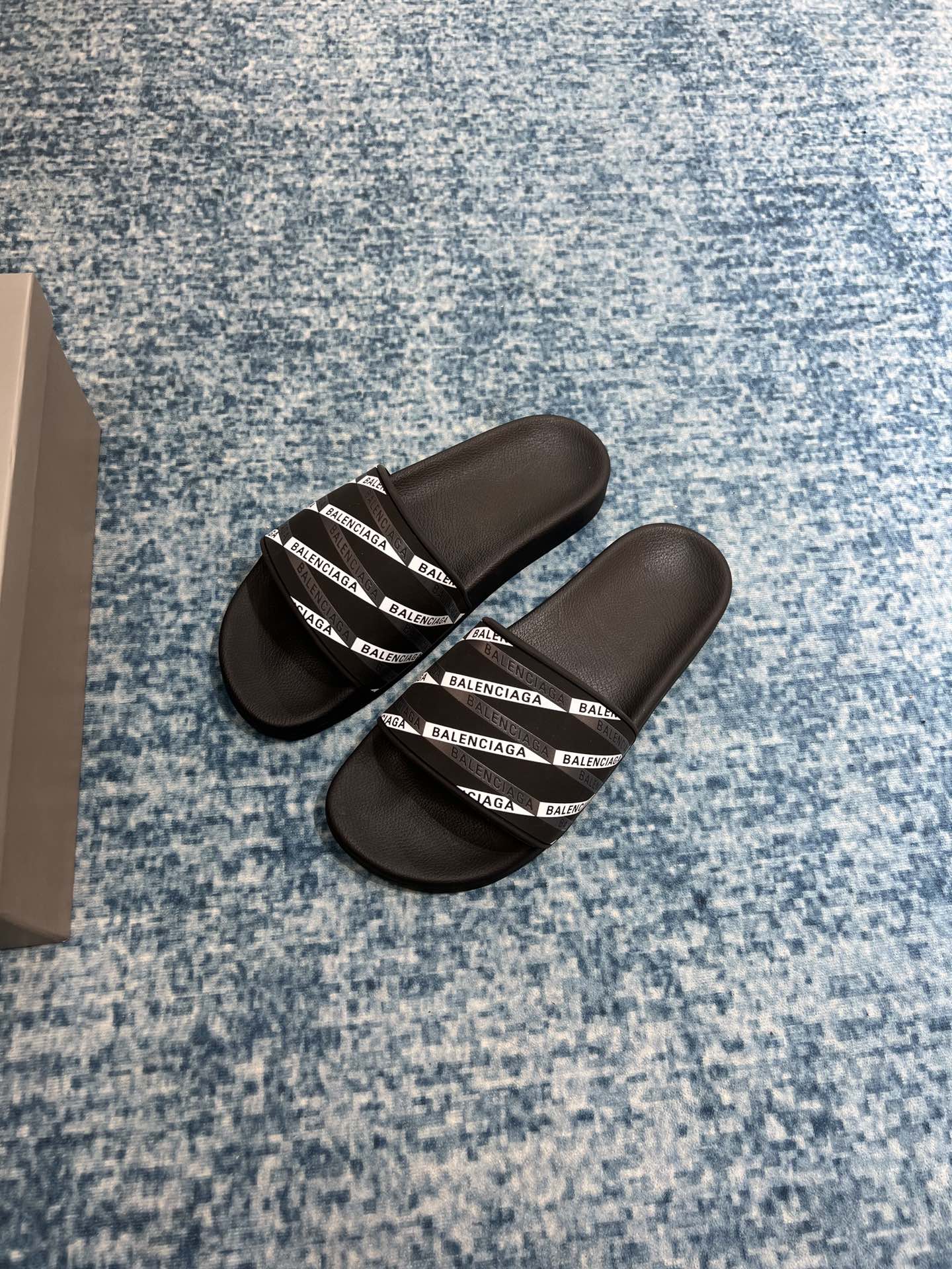 Balenciaga Pool Slide Sandal Black For Women
