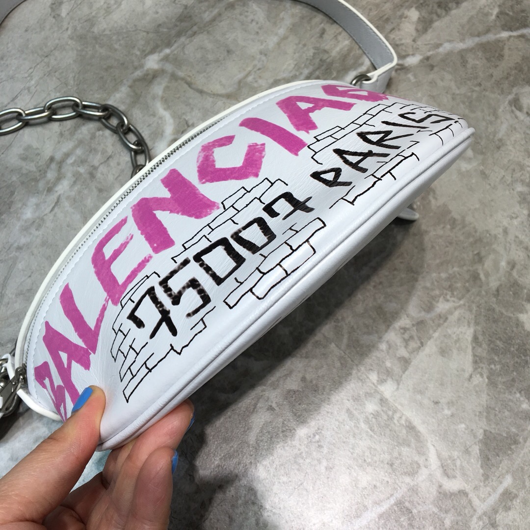 Balenciaga Souvenir XS Belt Bag In White, For Women, Women’s Bags 9.5in/24cm