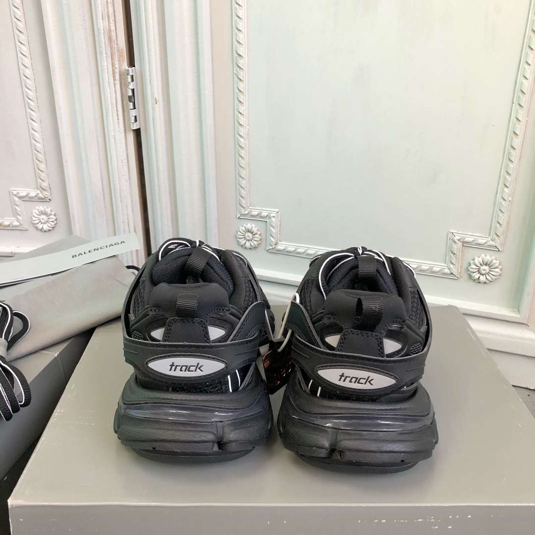Balenciaga Track Sneaker Black For Women 542436W1GB11000