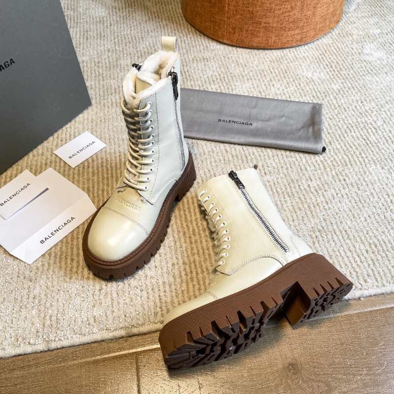 Balenciaga Tractor Boots Beige For Women