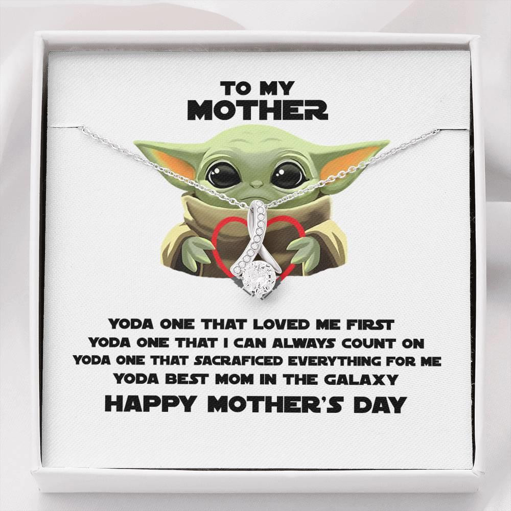 Best Gift For Mother Yoda Best Mom Happy Mother’s Day Alluring Beauty Necklace