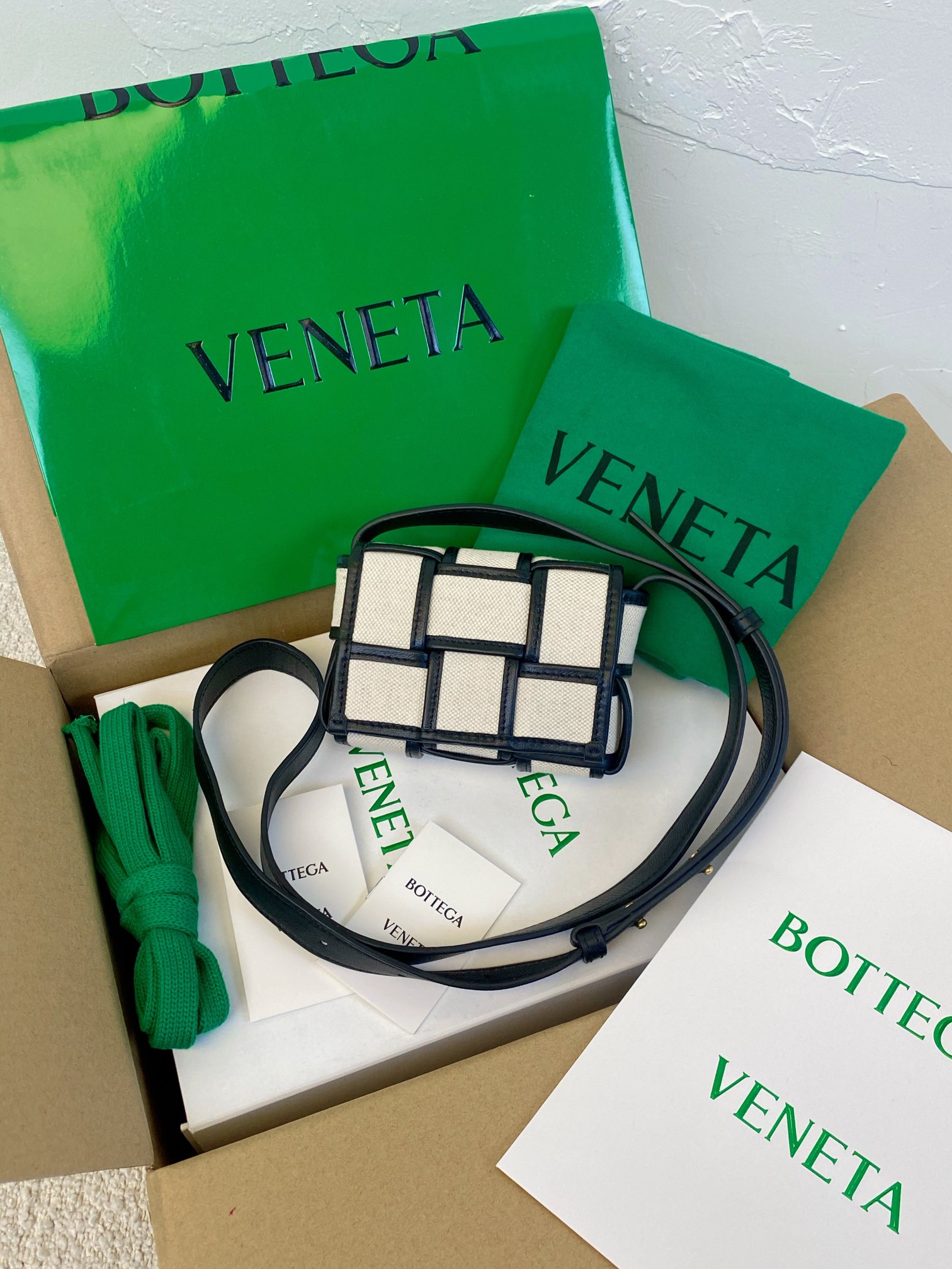 Bottega Veneta Candy Cassette Beige And Black, For Women, Women’s Bags 4.7in/12cm 714618VMBN39811