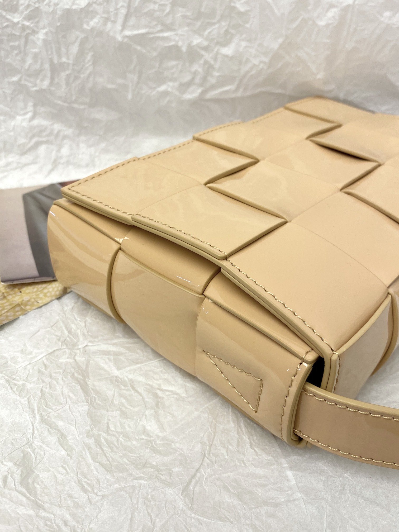 Bottega Veneta Cassette Beige, For Women, Women’s Bags 9.1in/23cm 578004V1EP39776