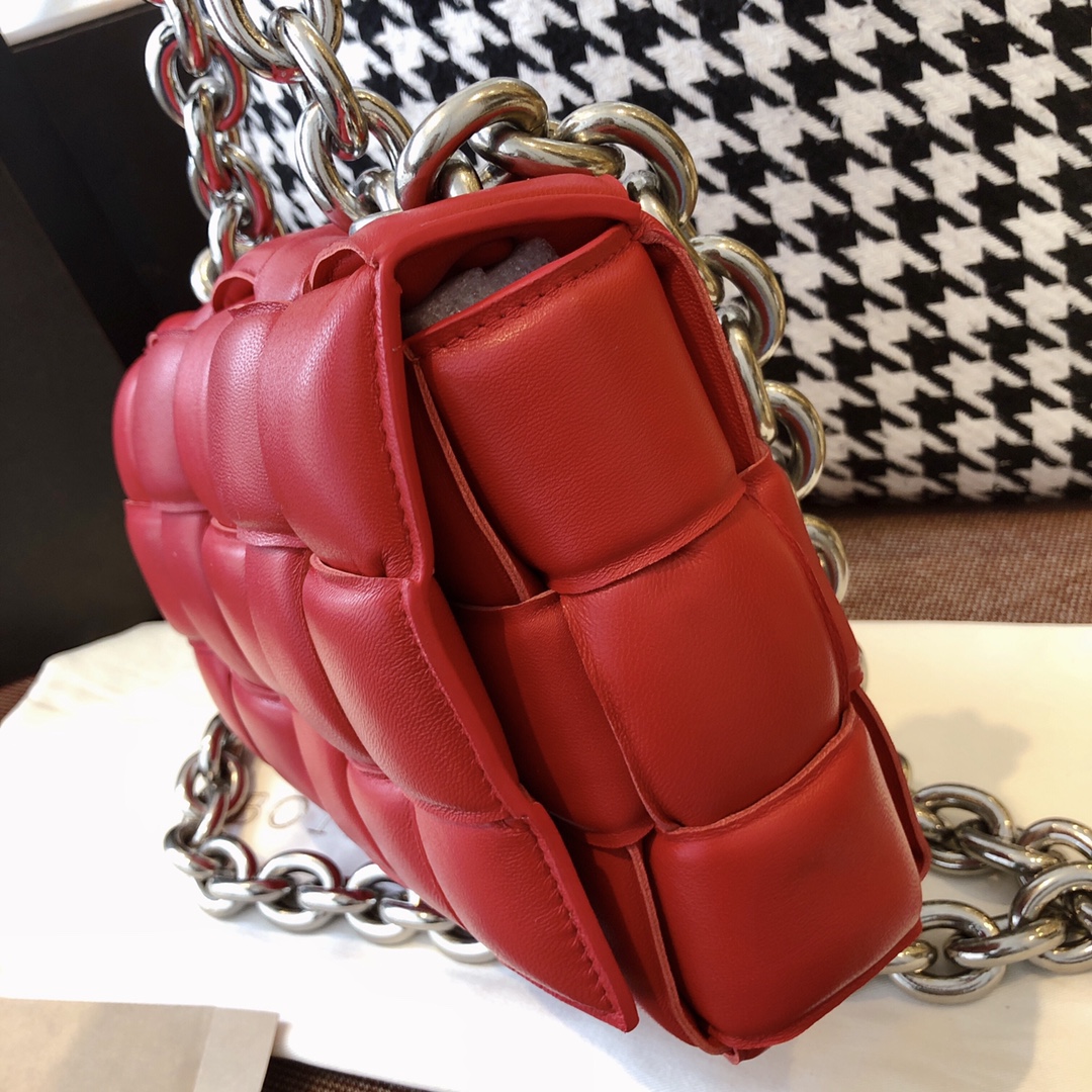 Bottega Veneta Chain Cassette Red, For Women, Women’s Bags 10.2in/26cm