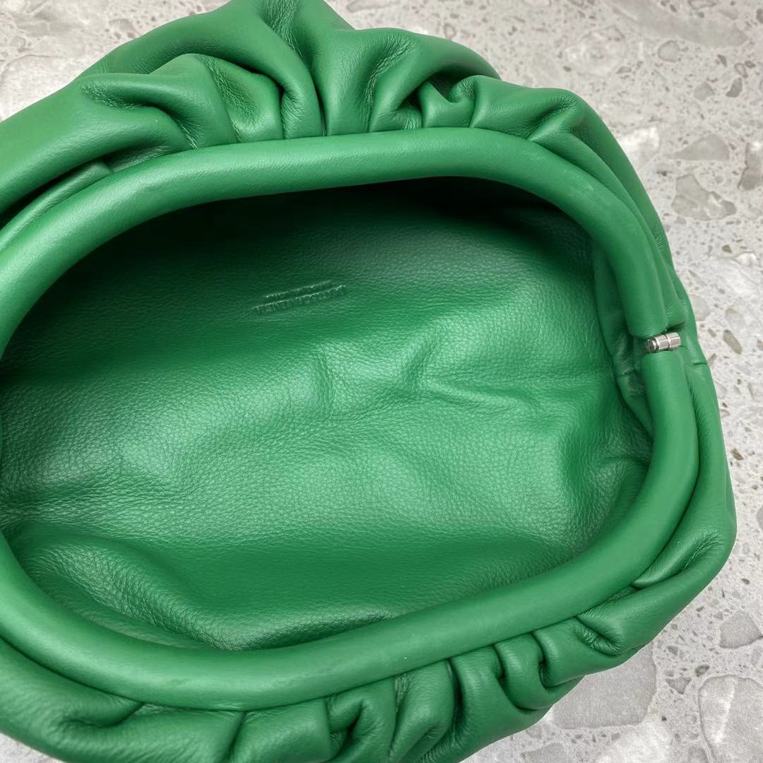 Bottega Veneta Chain Pouch Green, For Women, Women’s Bags 12.2in/31cm