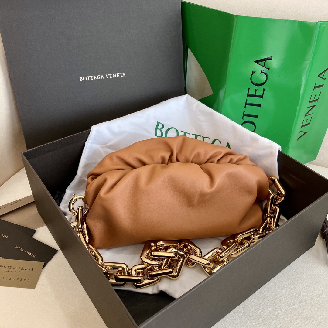 Bottega Veneta Chain Pouch Light Orange, For Women, Women’s Bags 12.2in/31cm