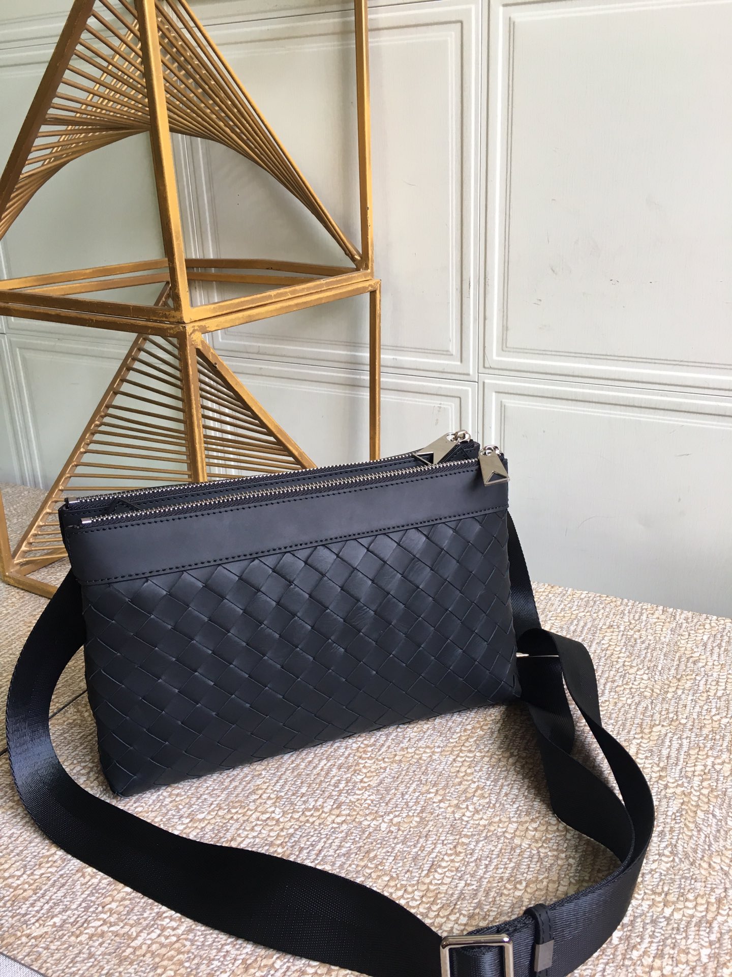 Bottega Veneta Classic Intrecciato Black, For Women, Women’s Bags 10.2in/26cm 651938V0E528803