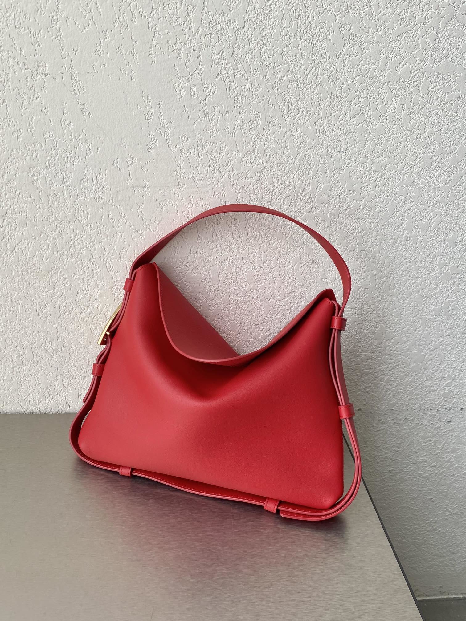 Bottega Veneta Cradle Red, For Women, Women’s Bags 15.3in/39cm