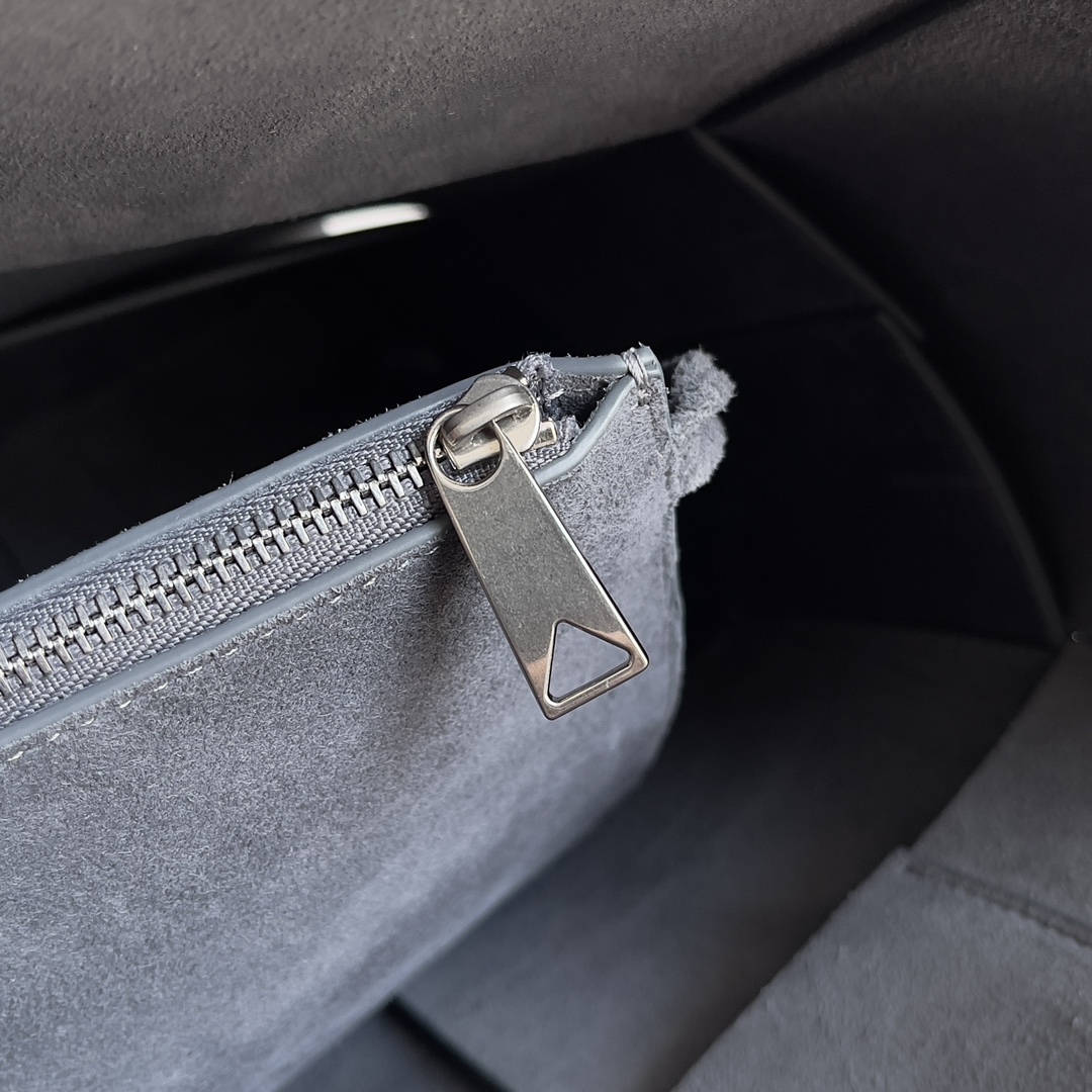 Bottega Veneta Large Arco Tote Bag Grey , For Women, Women’s Bags 18.1in/46cm