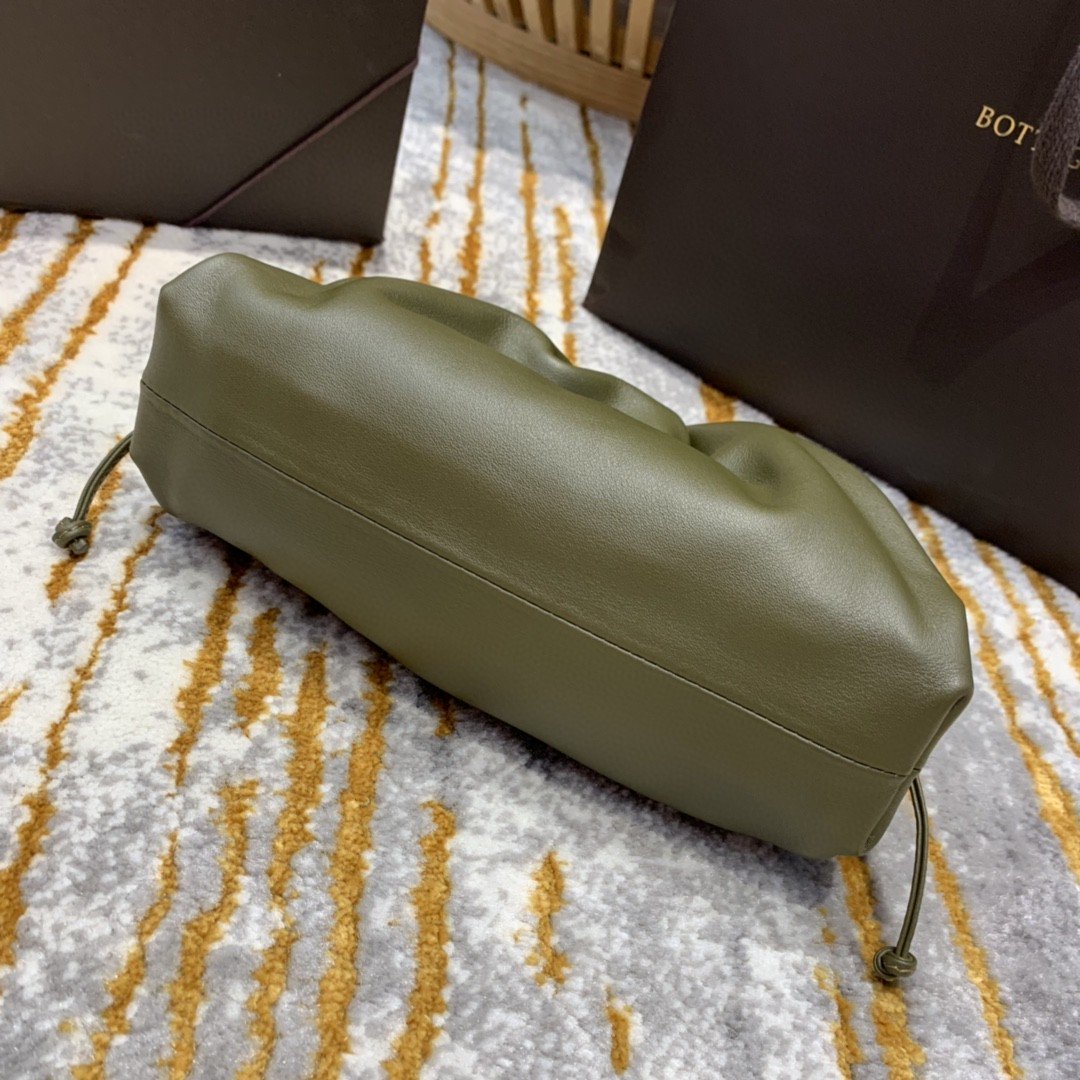 Bottega Veneta Mini Pouch For Women 8.6in/22cm