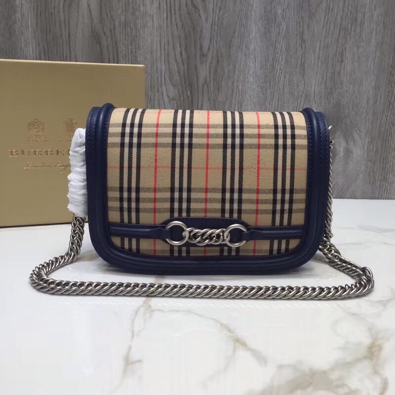 Burberry 1983 Check Link Bag Black For Women, Women’s Bags 9in/23cm