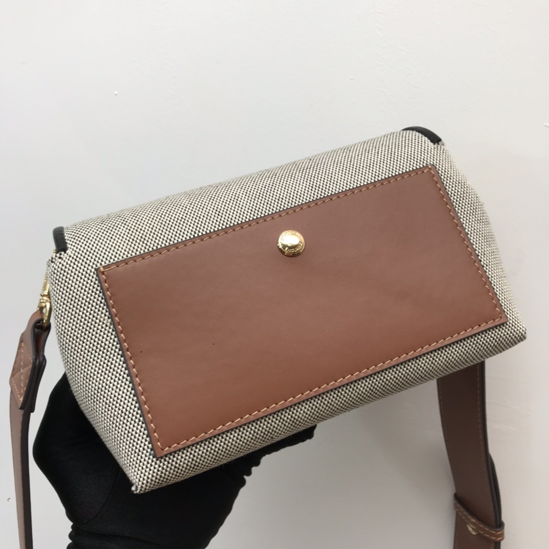 Burberry Horseferry Print Cotton Canvas Small Crossbody Bag For Women, Women’s Bags 7.1in/18cm 80398691