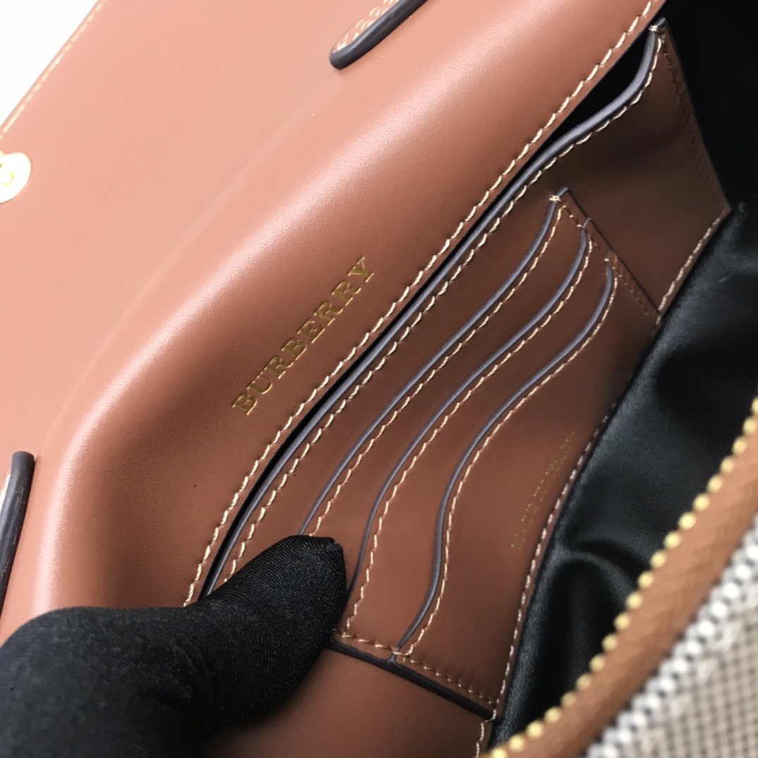 Burberry Horseferry Print Cotton Canvas Small Crossbody Bag For Women, Women’s Bags 7.1in/18cm 80398691
