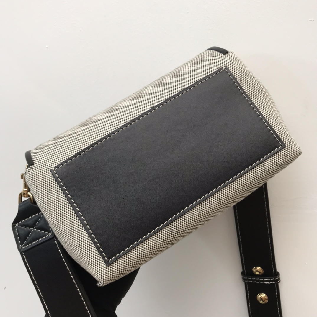 Burberry Horseferry Print Cotton Canvas Small Crossbody Bag For Women, Women’s Bags 7.1in/18cm