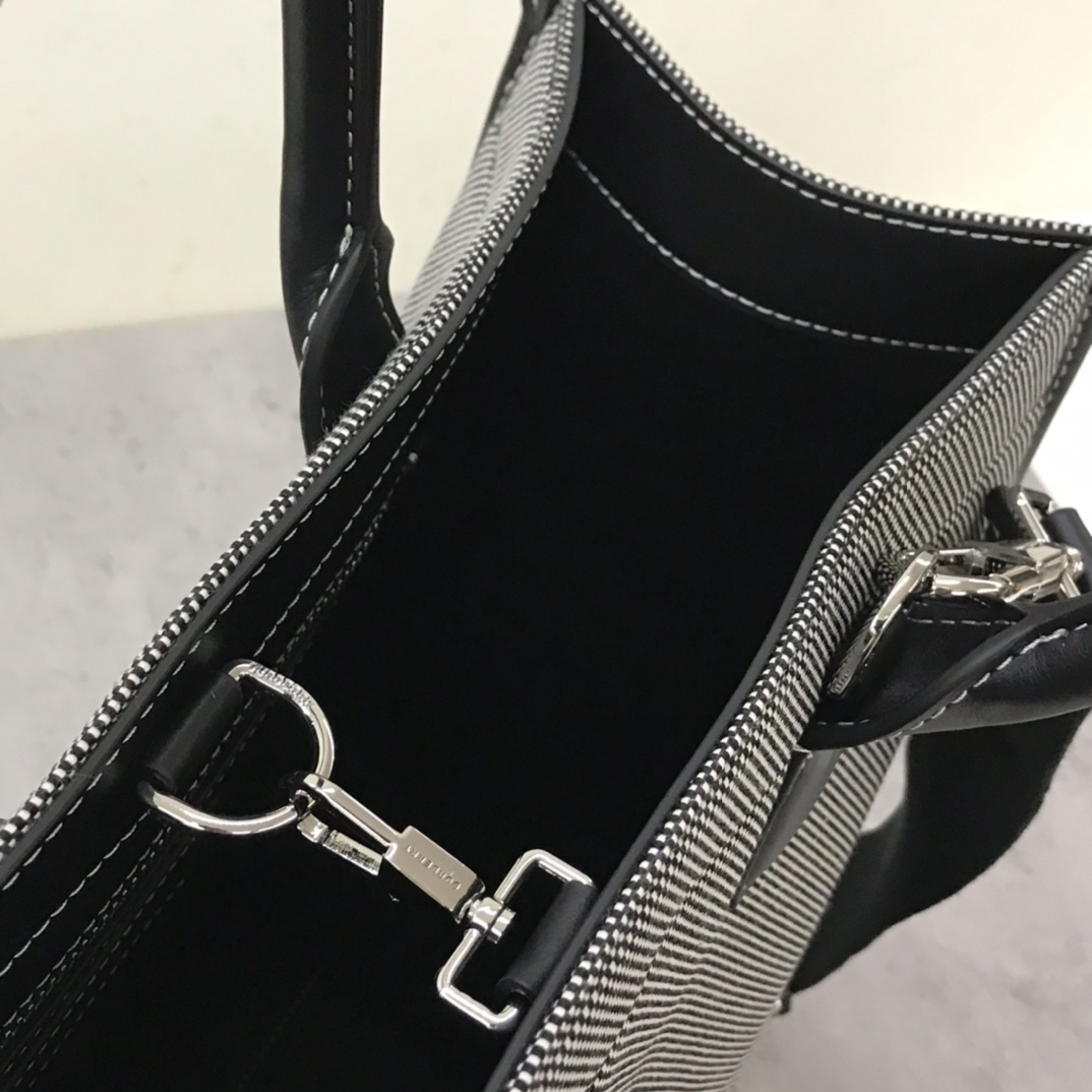 Burberry Horseferry Print Cotton Canvas Tote Black/Grey For Women, Women’s Bags, Shoulder And Crossbody Bags 14in/ 35.5cm BUR 80508141