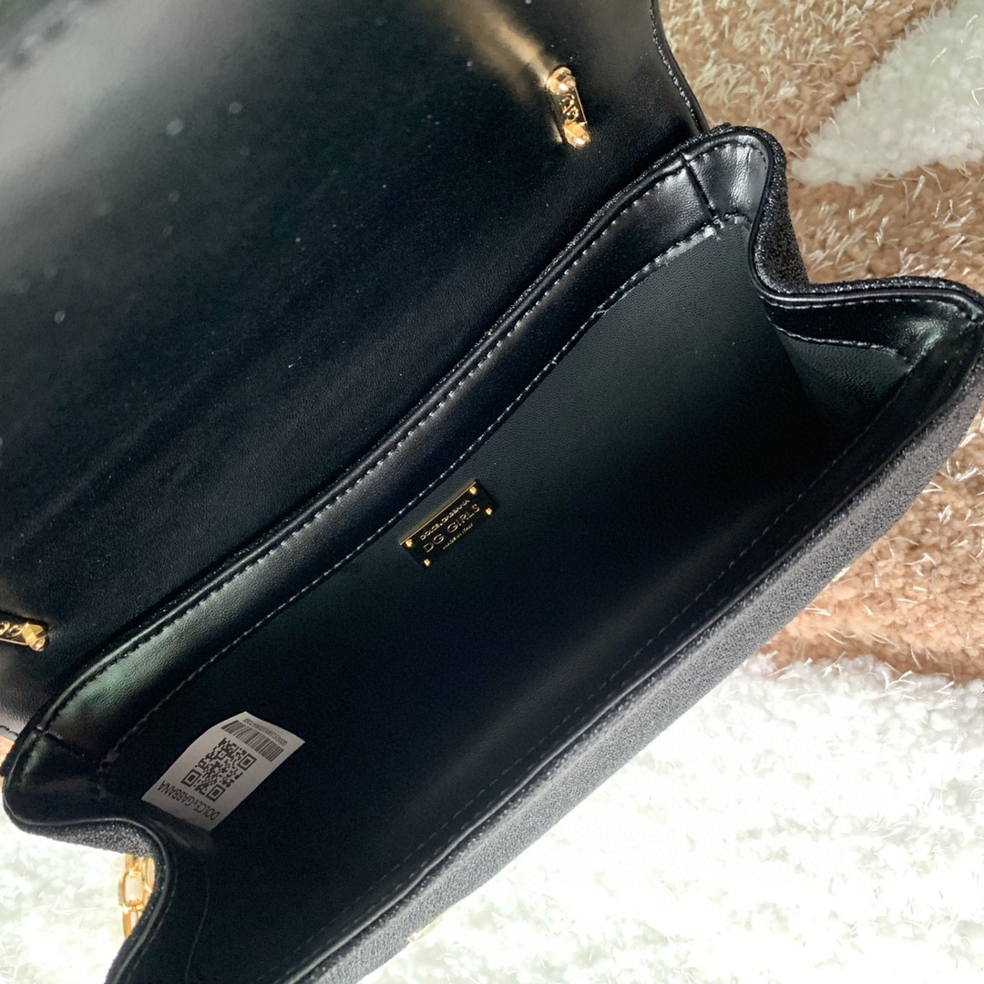 Burberry Horseferry Print Quilted Small Lola Bag Monogram Black For Women, Women’s Bags 9in/23cm 80216191