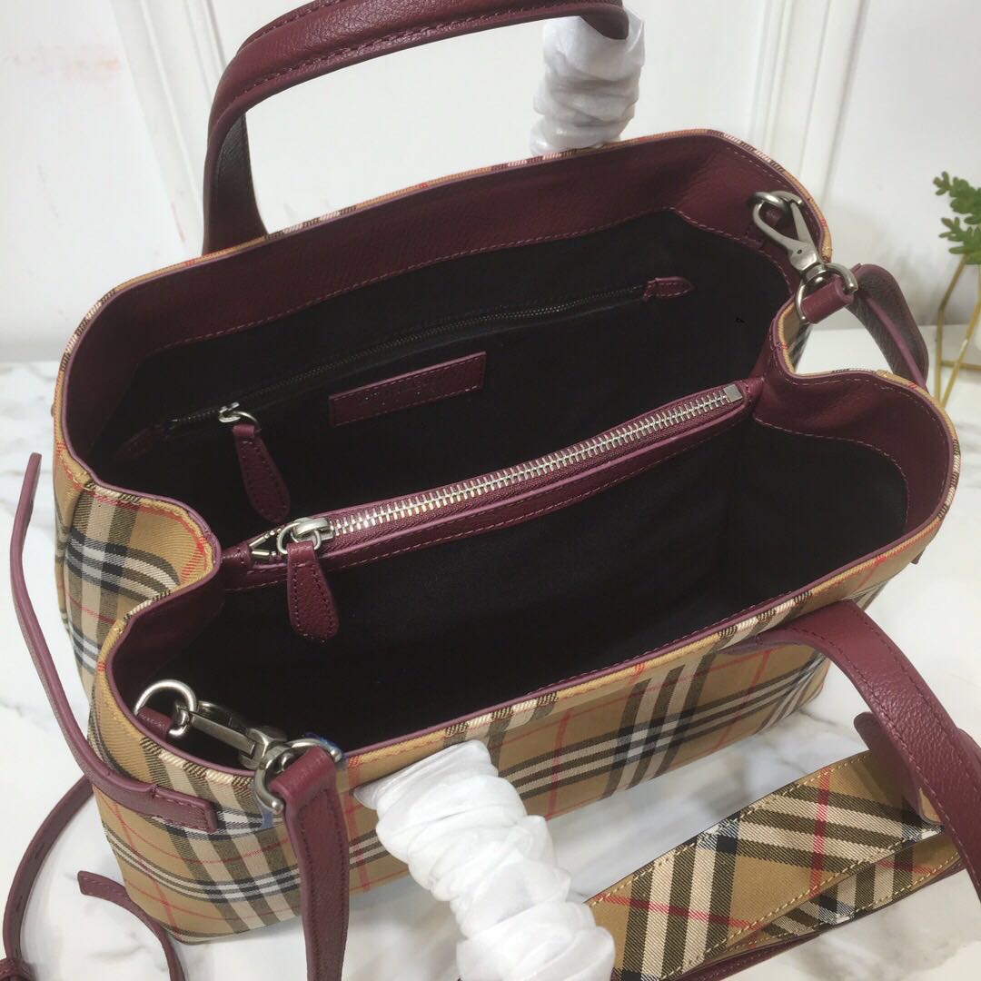 Burberry House Check Derby Medium Banner Purse Tote Purple For Women, Women’s Bags 14in/35cm