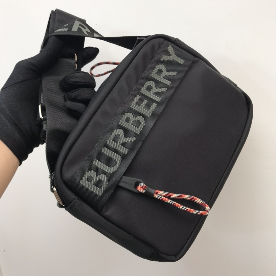 Burberry Logo Detail Nylon Crossbody Bag Black For Men, Men’s Bags 8.7in/22cm