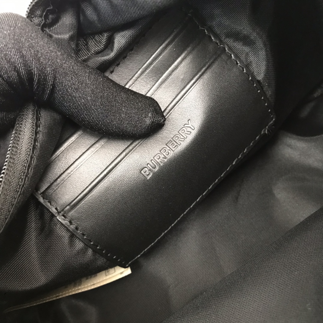 Burberry Logo Detail Nylon Crossbody Bag Black For Men, Men’s Bags 8.7in/22cm