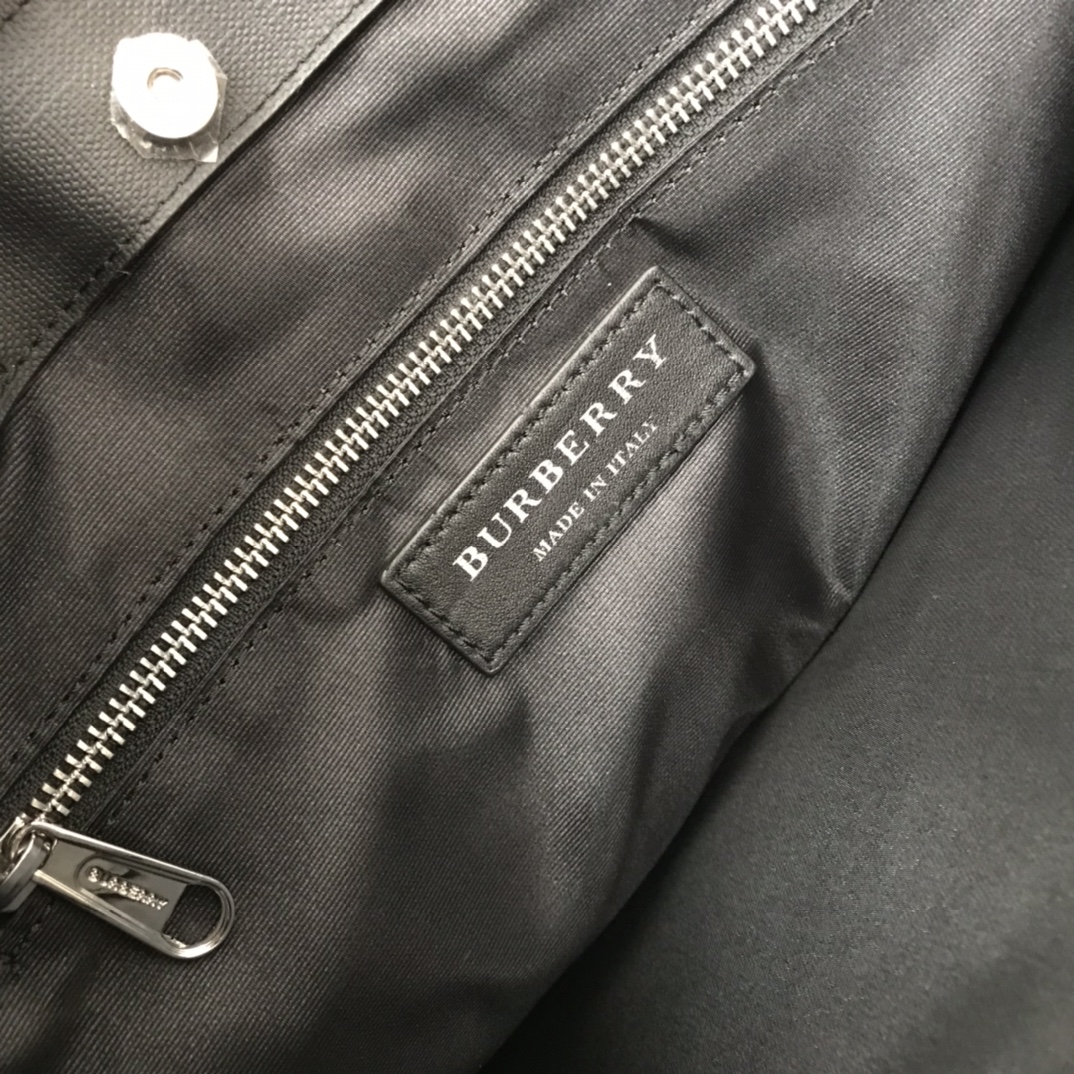 Burberry Logo Graphic Convertible Tote London Check Canvas Large For Men, Men’s Bags 15in/38cm
