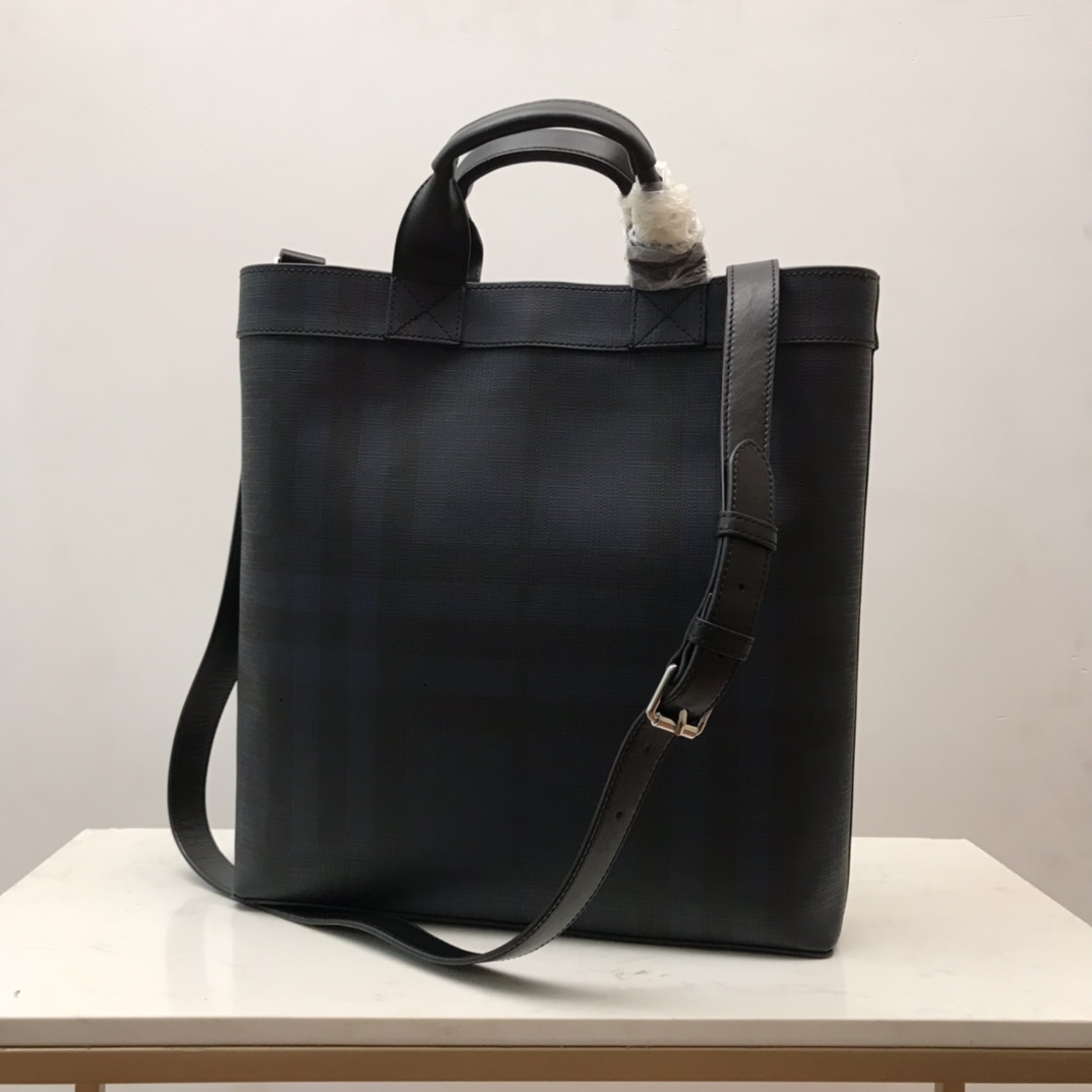 Burberry Logo Graphic Convertible Tote London Check Canvas Large For Men, Men’s Bags 15in/38cm