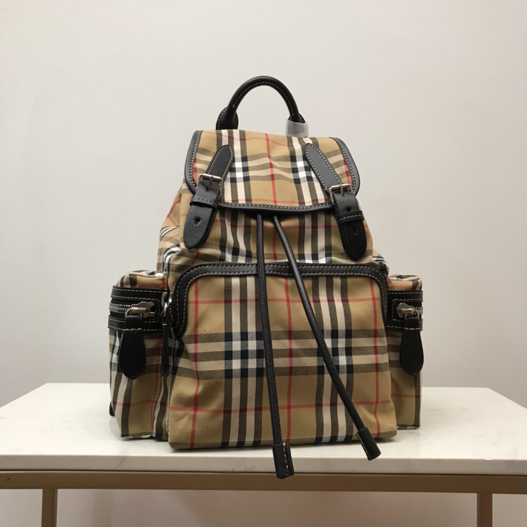 Burberry Medium Rucksack In Vintage Check Cotton Canvas-Sandy For Women, Women’s Bags 13in/33cm