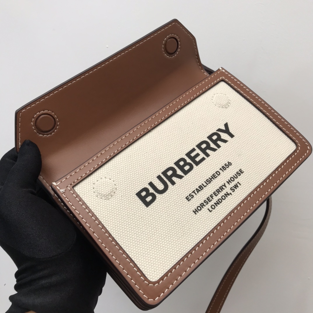 Burberry Mini Horseferry Print Title Bag With Pocket Detail Malt Brown For Women, Women’s Bags 7.5in/19cm 80146111